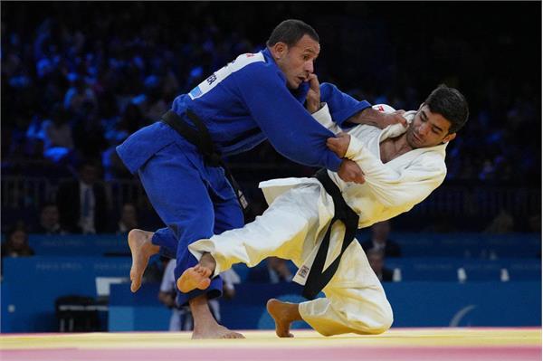 Meysam Banitaba Paris Silver 9