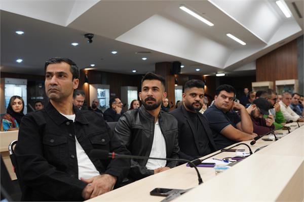 مراسم تجلیل  29